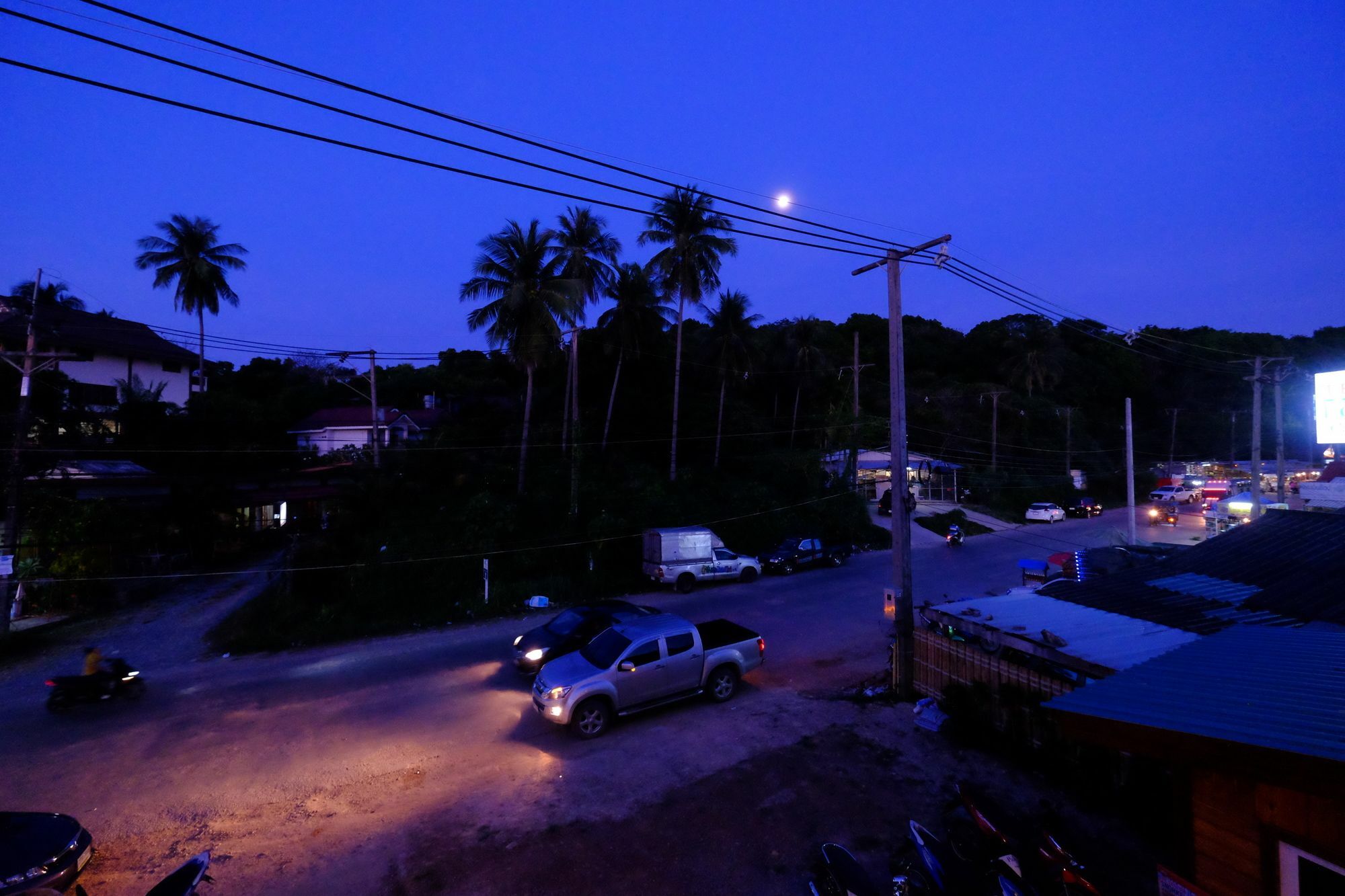 The Peace Tara House Hotel Ko Lanta Buitenkant foto
