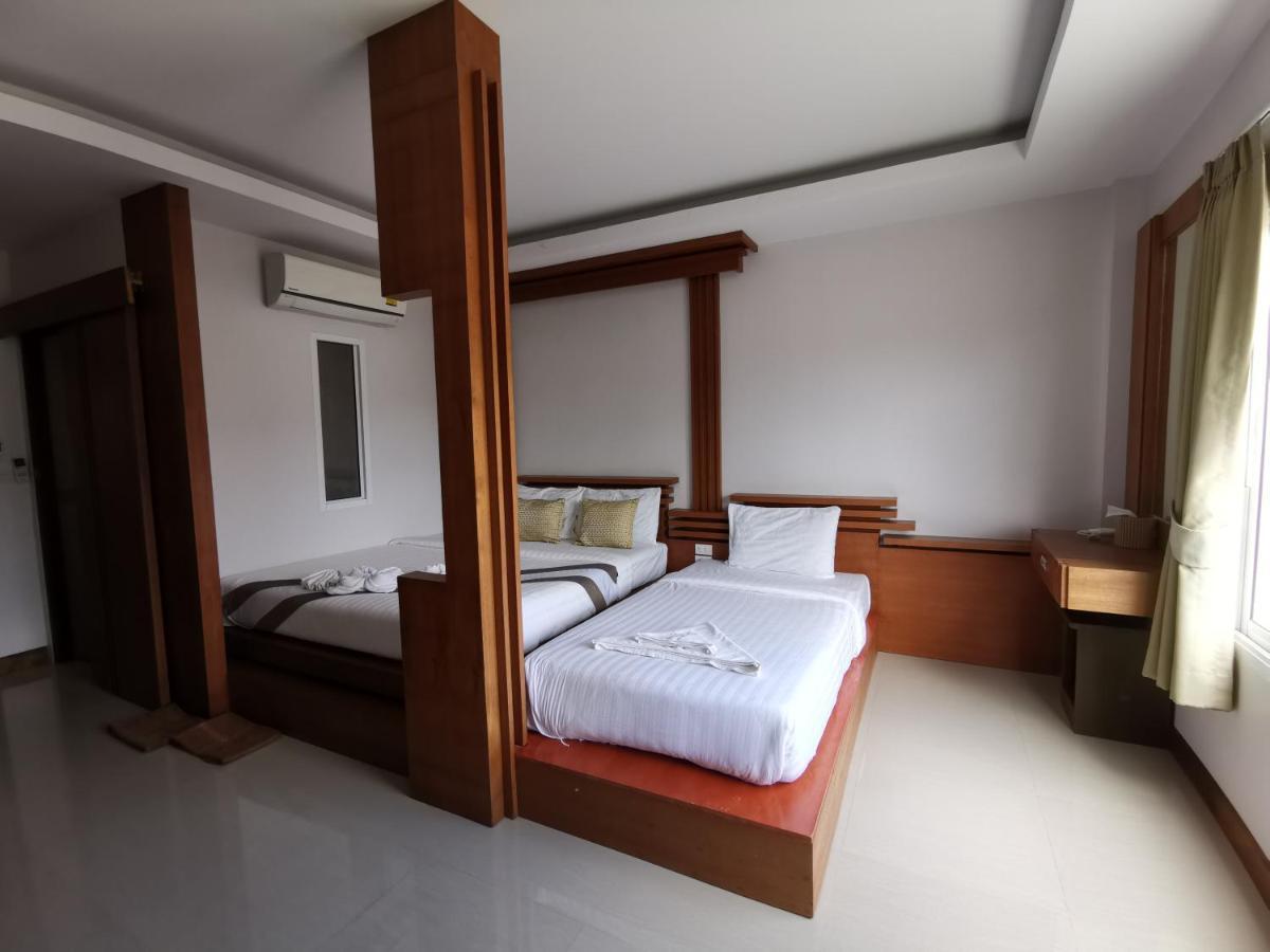 The Peace Tara House Hotel Ko Lanta Buitenkant foto