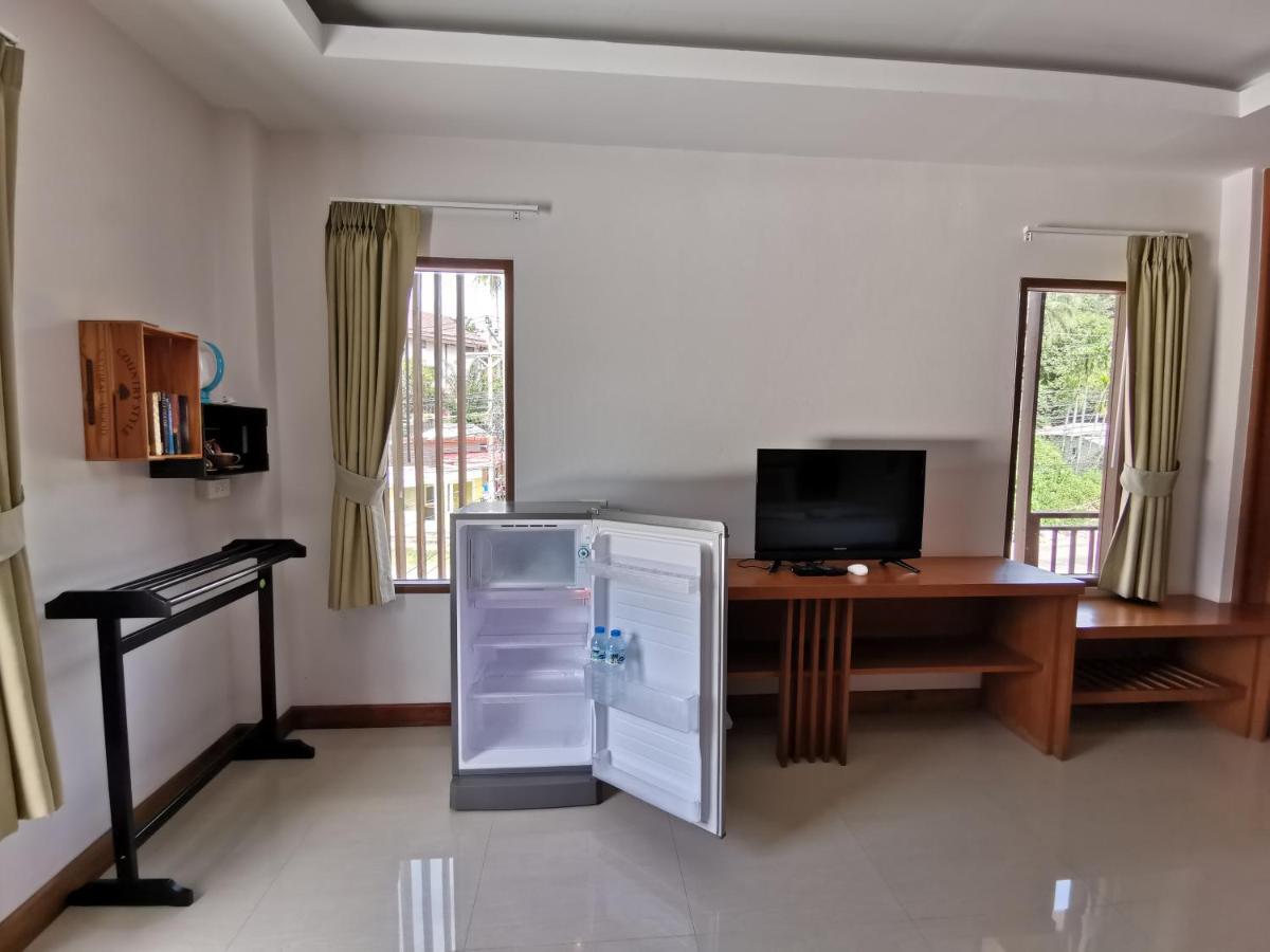 The Peace Tara House Hotel Ko Lanta Buitenkant foto