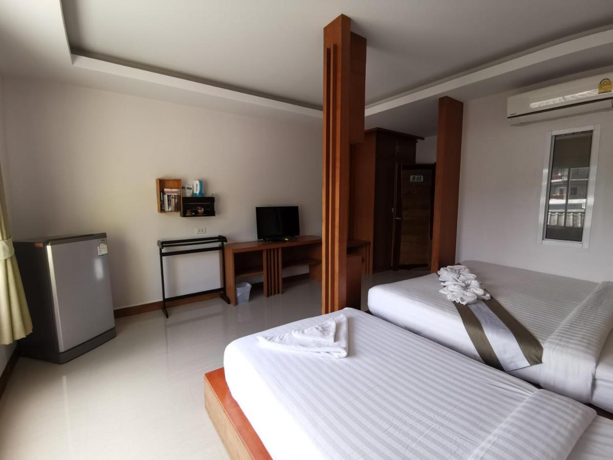 The Peace Tara House Hotel Ko Lanta Buitenkant foto